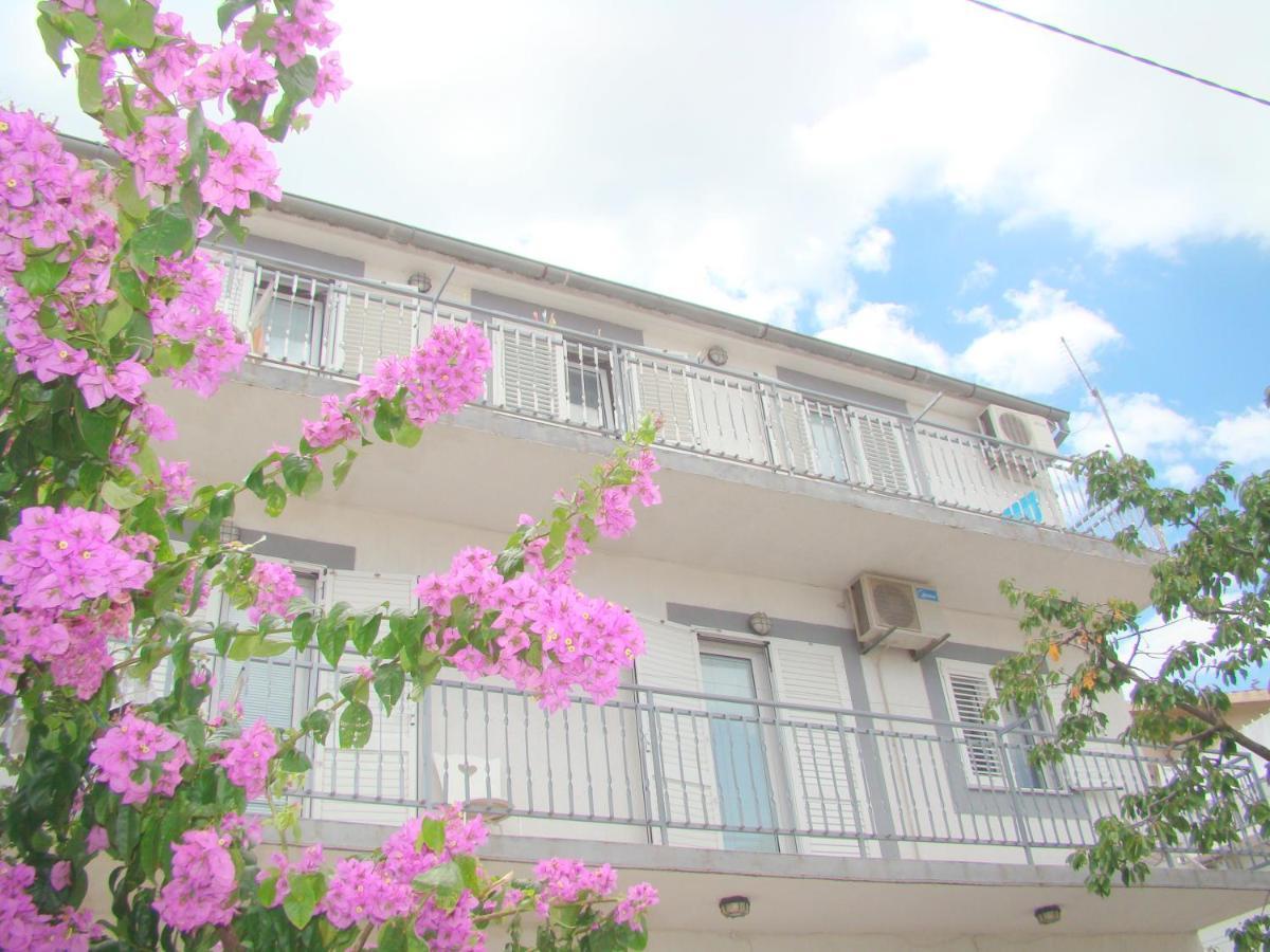 Apartments Ruza Vodice Luaran gambar